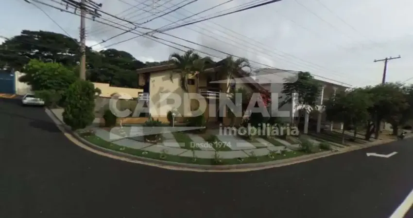 Casa Sobrado Condomínio em São Carlos