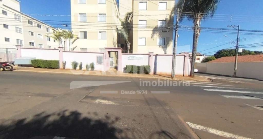 apartamento de três dormitórios sendo uma suíte.