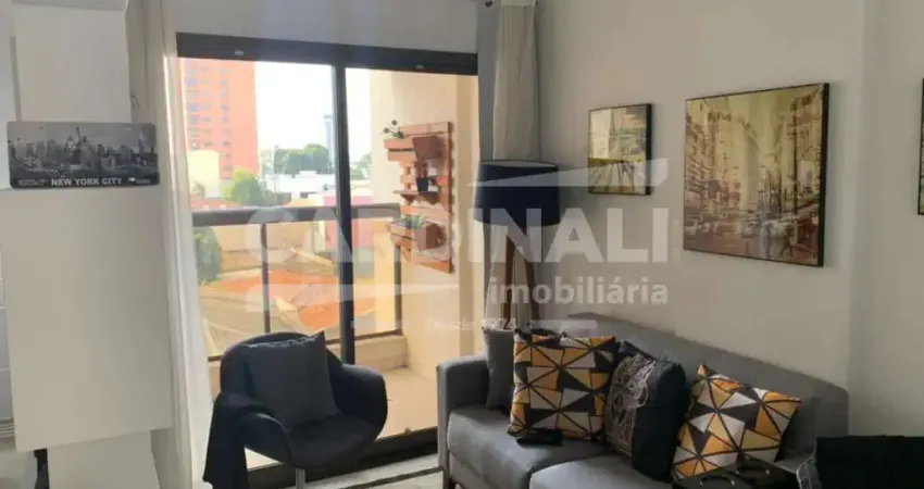 Apartamento localizado na área central alta da cidade com muitos comércios em toda sua volta e também mercado.