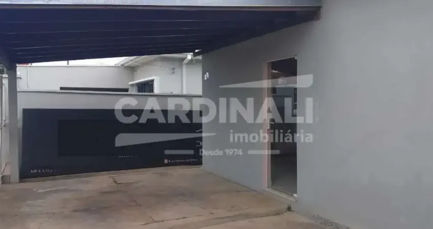 Casa com boa localização ao lado de escola e creche