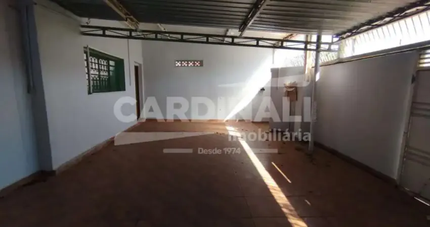 Casa com excelente localização, próximo supermercados e escolas.