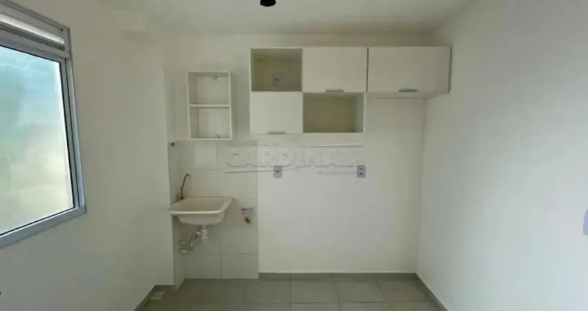 Apartamento com 2 quartos para alugar na Rua Vicente Petrilli, Bloco 1, 401, Jardim Hikare, São Carlos