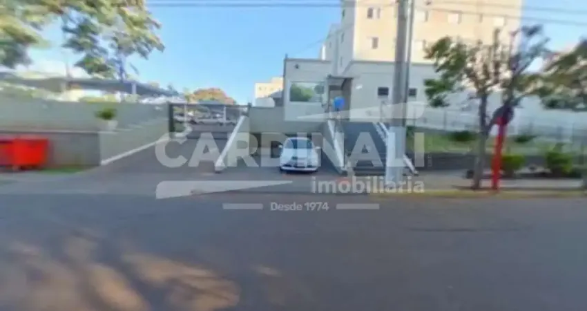 apartamento de dois dormitórios com 1 vaga de garagem coberta.