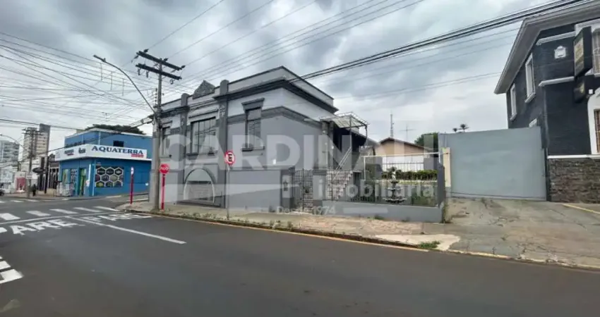 Casa comercial para alugar na Rua Sete de Setembro, Esquina, 2247, Centro, São Carlos