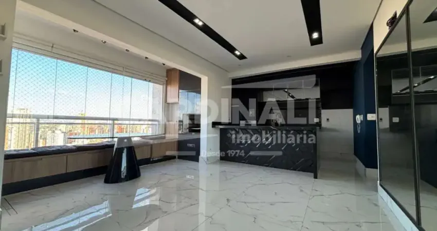 Locação e venda de apartamento no taquaral com 2 suítes e 2 vagas,