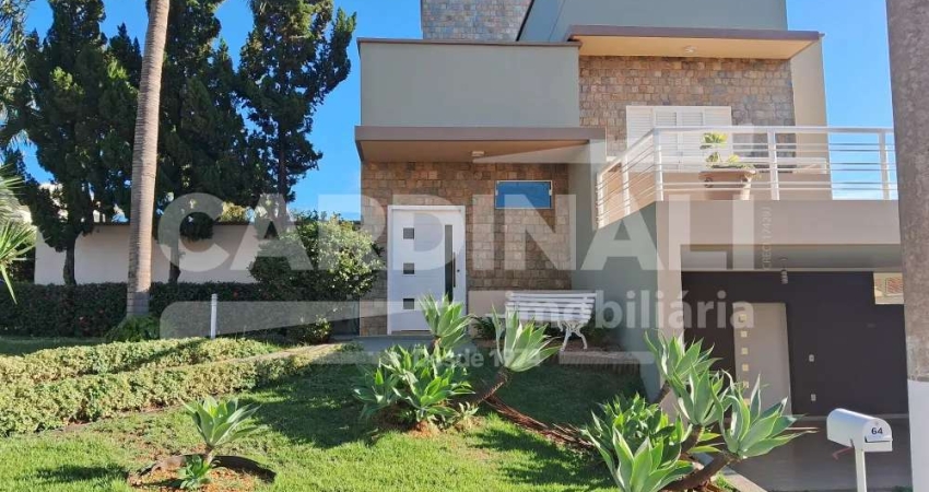 Sobrado em condomínio, com arquitetura incrível.