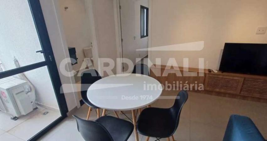Apartamento mobiliado para locação com 1 dormitório no Edifício Izzy, Campinas.