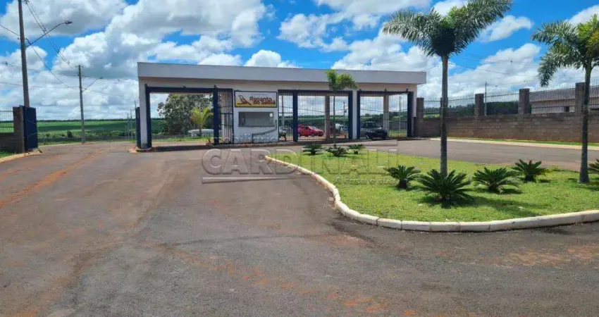 Terreno em condomínio fechado à venda na Avenida Francisco Falvo, 876, Residencial Samambaia, São Carlos