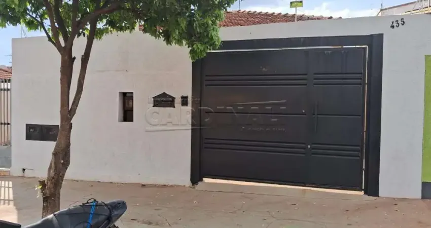 Casa com 3 quartos à venda na Avenida Raul Thobias Monteiro, 435, Vila Cidade Industrial (Vila Xavier), Araraquara