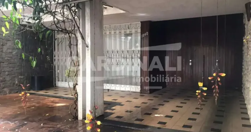 Ótima localização, sendo imóvel comercial ou residencial ao lado da Santa Casa