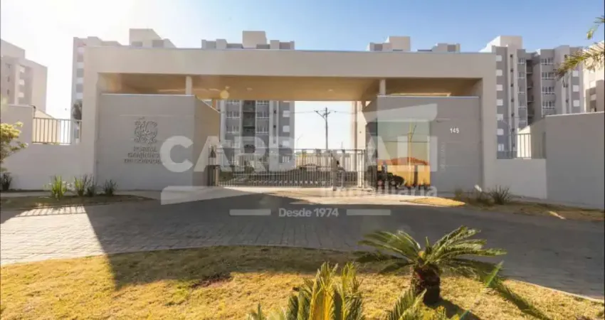 Apartamento com boa localização, próximo a escolas e creches.