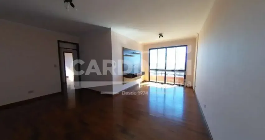 Apartamento com 3 quartos para alugar na Rua Vinte e Oito de Setembro, 2350, Centro, São Carlos