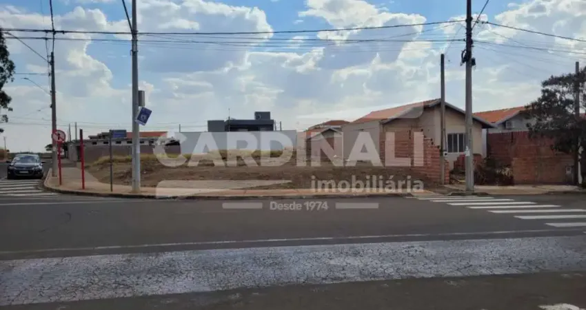 Terreno à venda na Rua Anilda Lopes de Freitas, 700, Jardim Araucária, São Carlos