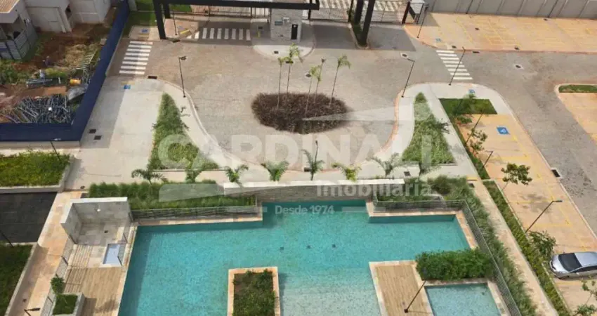 Apartamento novo com planejados, localização privilegiada.