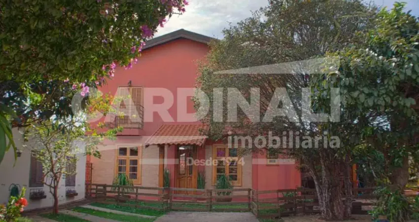 Um charmoso sobrado estilo farmhouse para sua moradia ou investimento