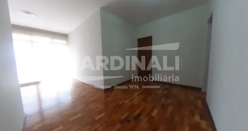 Apartamento 3 dormitórios com vaga de garagem coberta próximo a rodoviária na principal av da cidade.