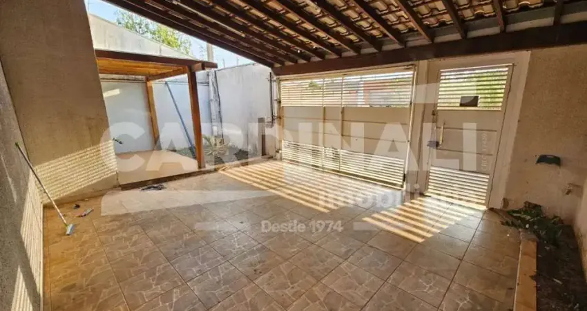 Casa com 3 quartos à venda na Avenida Candido Santos, Quadra 12 lote 18, 644, Jardim Indaiá, Araraquara