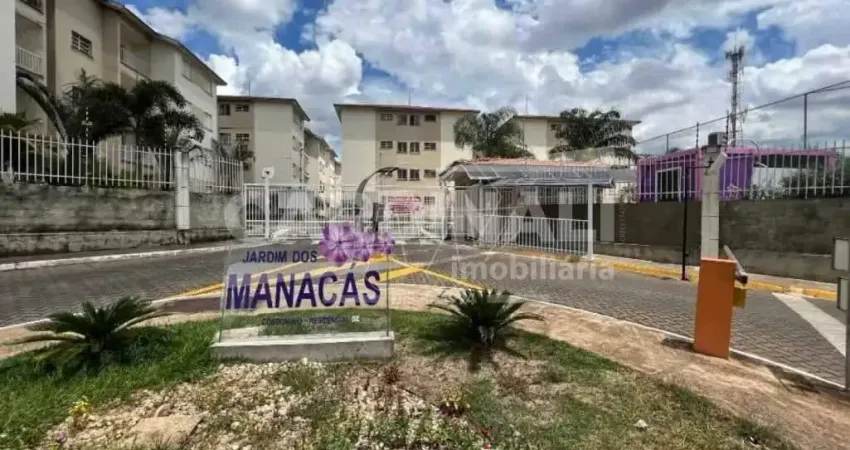 Apartamento com boa localização, próximo a escolas e creches.