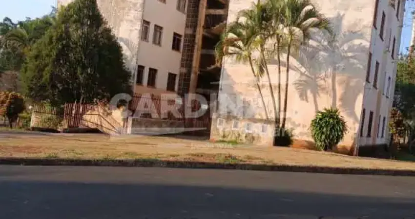 Apartamento padrão com ótima localização, preço de ocasião.