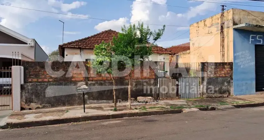 Excelente oportunidade de investimento! casa com ótima localização, no centro de américo brasiliense.