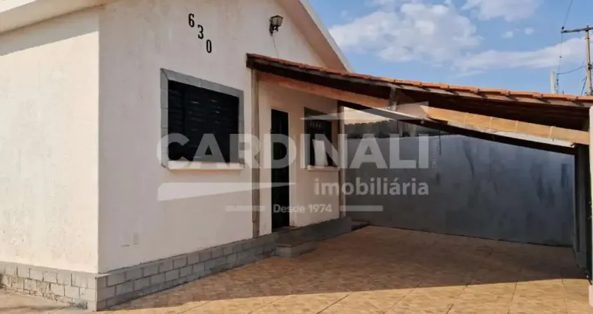 Casa com amplo terreno, no jardim selmi dei iii - araraquara.
