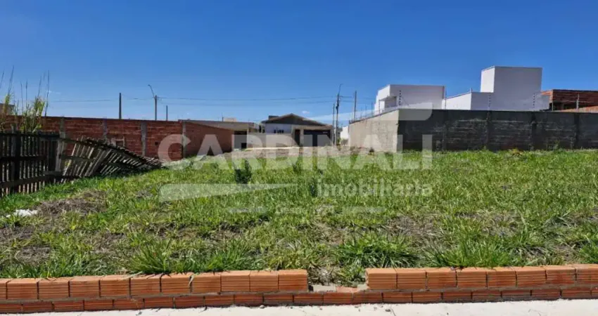 Terreno à venda na Rua Professor Osmar da Silva, S/N, Residencial Arcoville, São Carlos