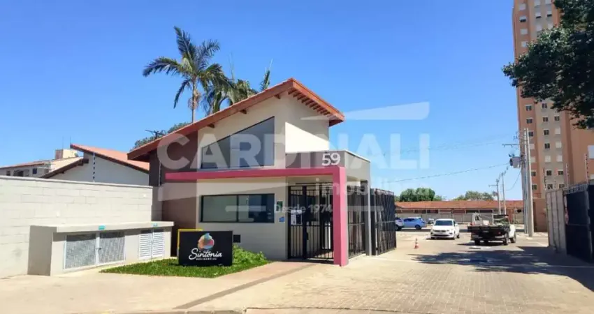 Apartamento com excelente localização, próximo a supermercados e comércio.