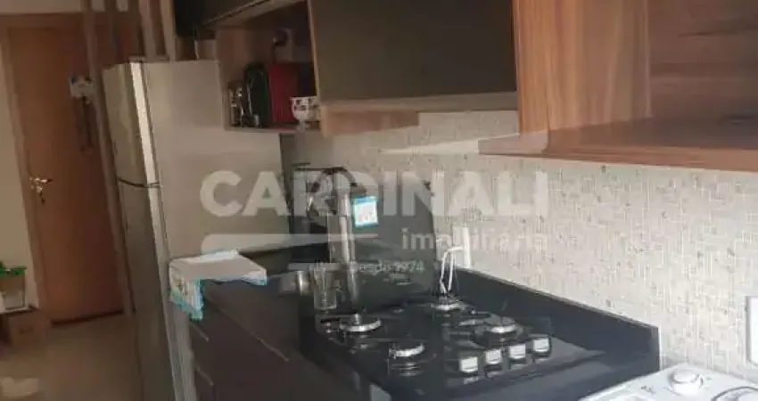 Apartamento com ótima localização, próximo de serviços essenciais e com área de lazer completo.