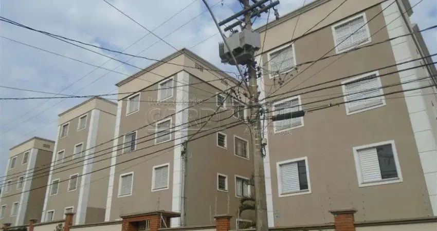 Apartamento 2 dormitórios com vaga de garagem próximo ao centro.