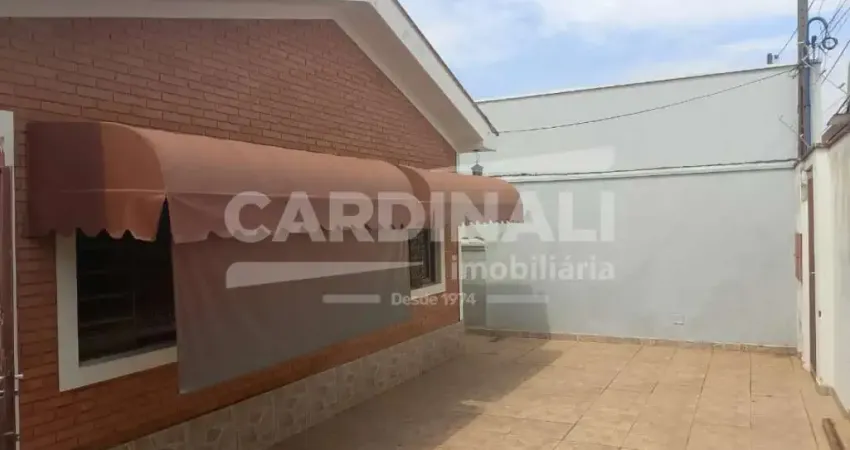 Casa com ótima localização, próximo ao upa, comércio e agência bancária.