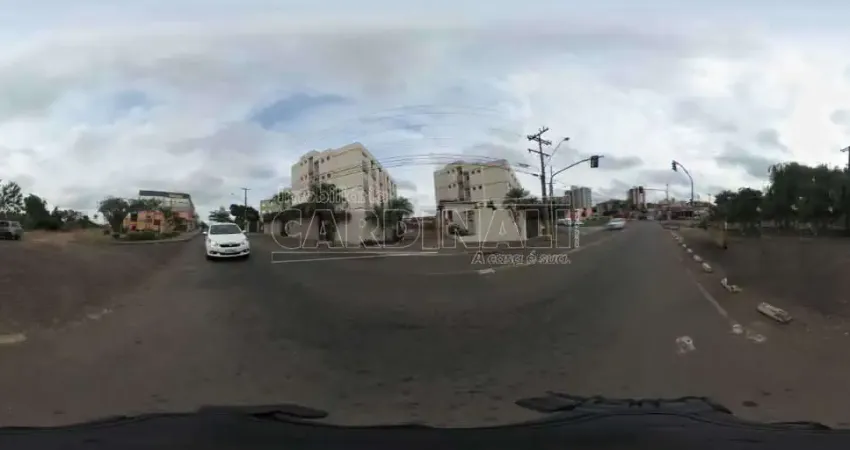 Apartamento com 2 dormitórios no cidade jardim próximo ao parque do kartódromo em são carlos