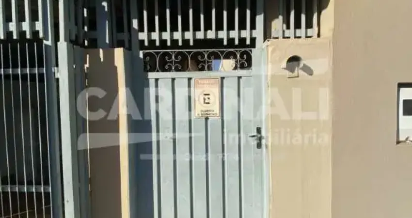 Casa com 2 quartos para alugar na Rua Júlio Constantino, Fundos, 65, Chácara Parque Club, São Carlos