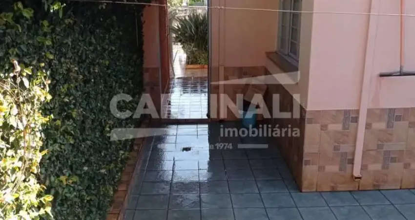 Casa com 3 quartos à venda na Rua Treze de Maio, 1176, Jardim São Carlos, São Carlos