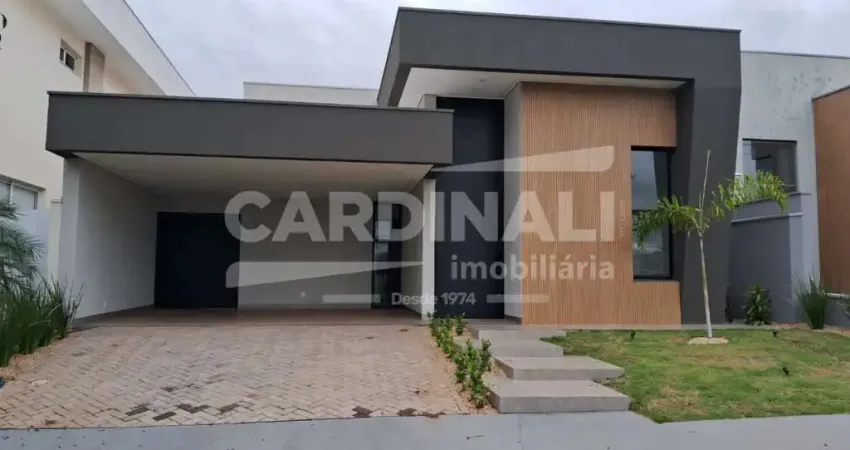 Linda casa nova em condomínio, com 03 suítes e acabamento de primeira qualidade.