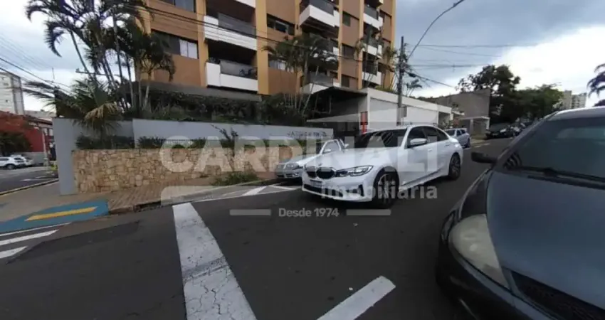 Apartamento com sacada centro excelente localização portaria 24 horas