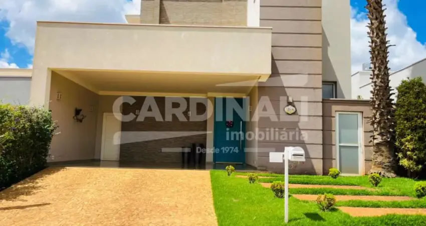 Linda casa em condomínio, acabamento de primeira qualidade e muito bom gosto.