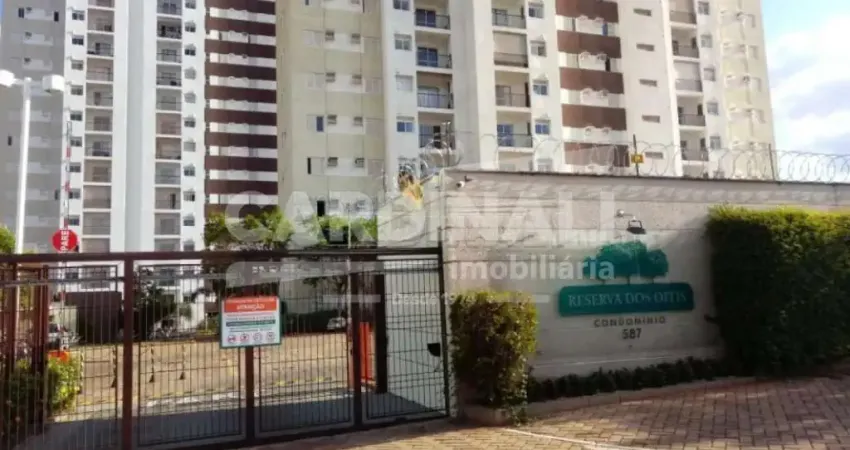 Apartamento com sacada gourmet. Ótima localização, em frente ao shopping Jaraguá.