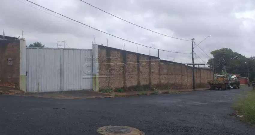 Terreno comercial para alugar na Rua Euclides dos Santos, esquina com Av Habib Kodor, Jardim Santa Angelina, Araraquara