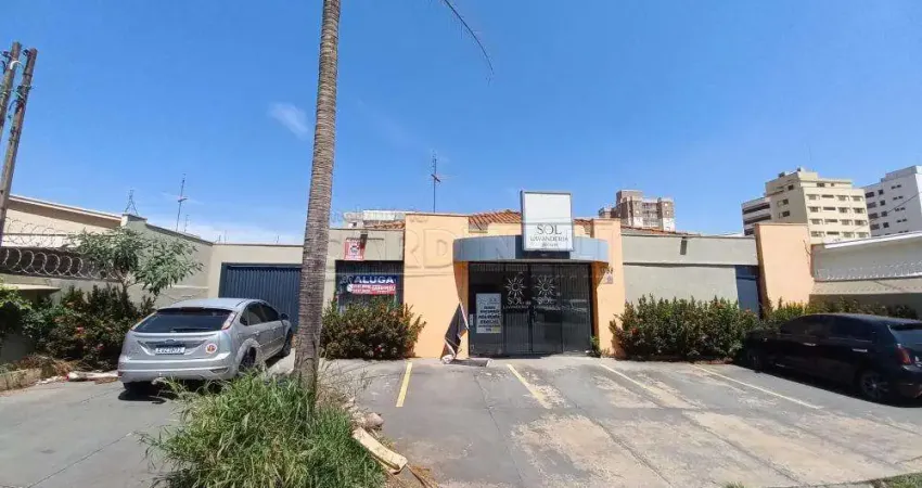 Casa com 3 quartos para alugar na Rua São Sebastião, PROX EQUILIBRIO, 1456, Centro, São Carlos