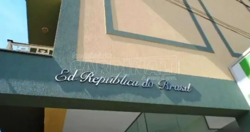 Apartamento com 2 dormitórios no centro próximo a praça xv de novembro em são carlos