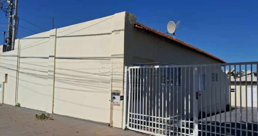 Casa com 3 quartos para alugar na Rua Américo Brasiliense, 652, Vila Ferroviária, Araraquara