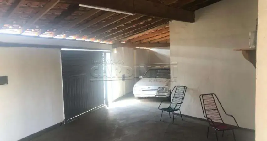 Casa com 3 quartos à venda na Rua Adelmo Trevisan, 576, Vila Bandeirantes, Ibaté