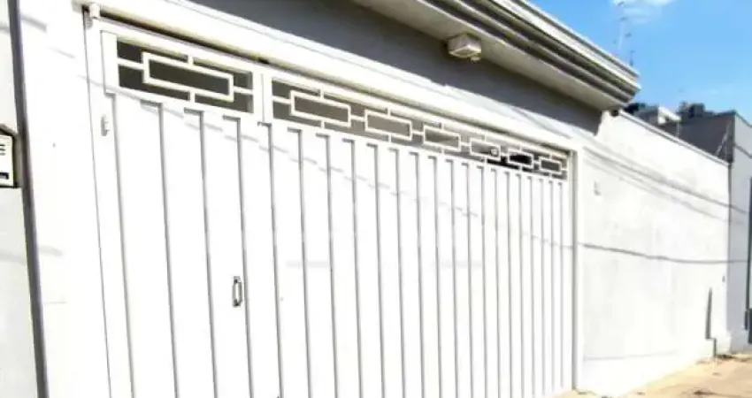 Casa térrea com 3 dormitórios sendo 1 suite, próximo a cogeb.