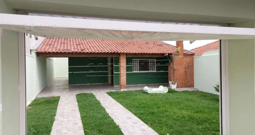 Casa de dois dormitórios no Jardim Hikare em São Carlos