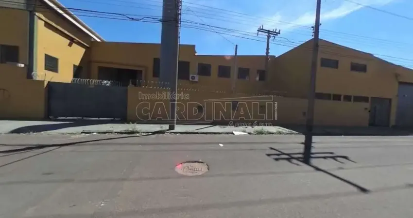 Barracão / Galpão / Depósito à venda na Rua Ernestino Block, 371, Jardim Hikare, São Carlos
