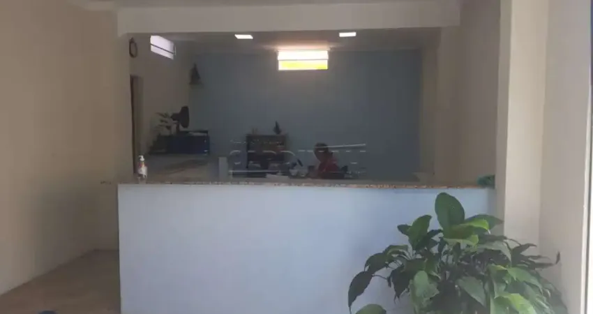 Casa com 3 quartos à venda na Rua Humberto de Campos, Esq Com Rua Fagundes Varela Nº 591 E 601, 591, Vila Lutfalla, São Carlos