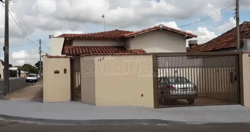 Casa com 5 quartos à venda na Avenida Sallum, 144, Vila Prado, São Carlos