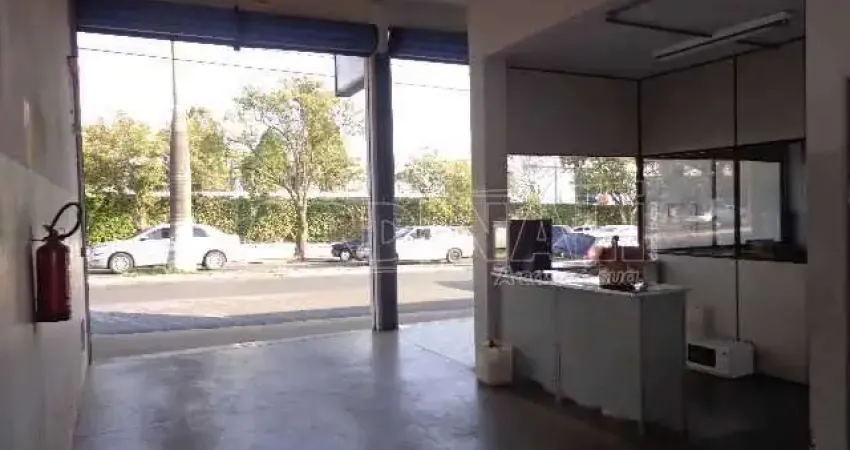 Barracão / Galpão / Depósito à venda na Avenida José Pereira Lopes, em frente Electrolux, 710, Vila Prado, São Carlos