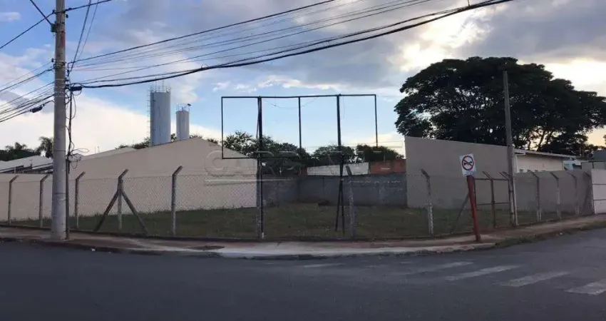 Terreno à venda na Rua Luiz Soler, s/n, Jardim Arco-Íris, Araraquara