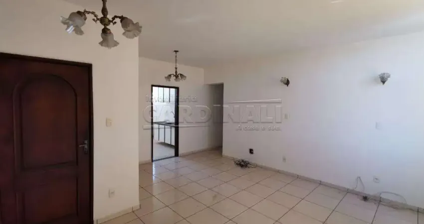 Apartamento com 3 quartos para alugar na Avenida Brasil, 10° Pavimento, 445, Centro, Araraquara
